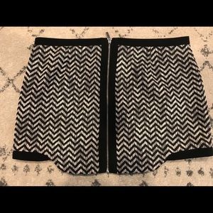 Mini skirt zip back